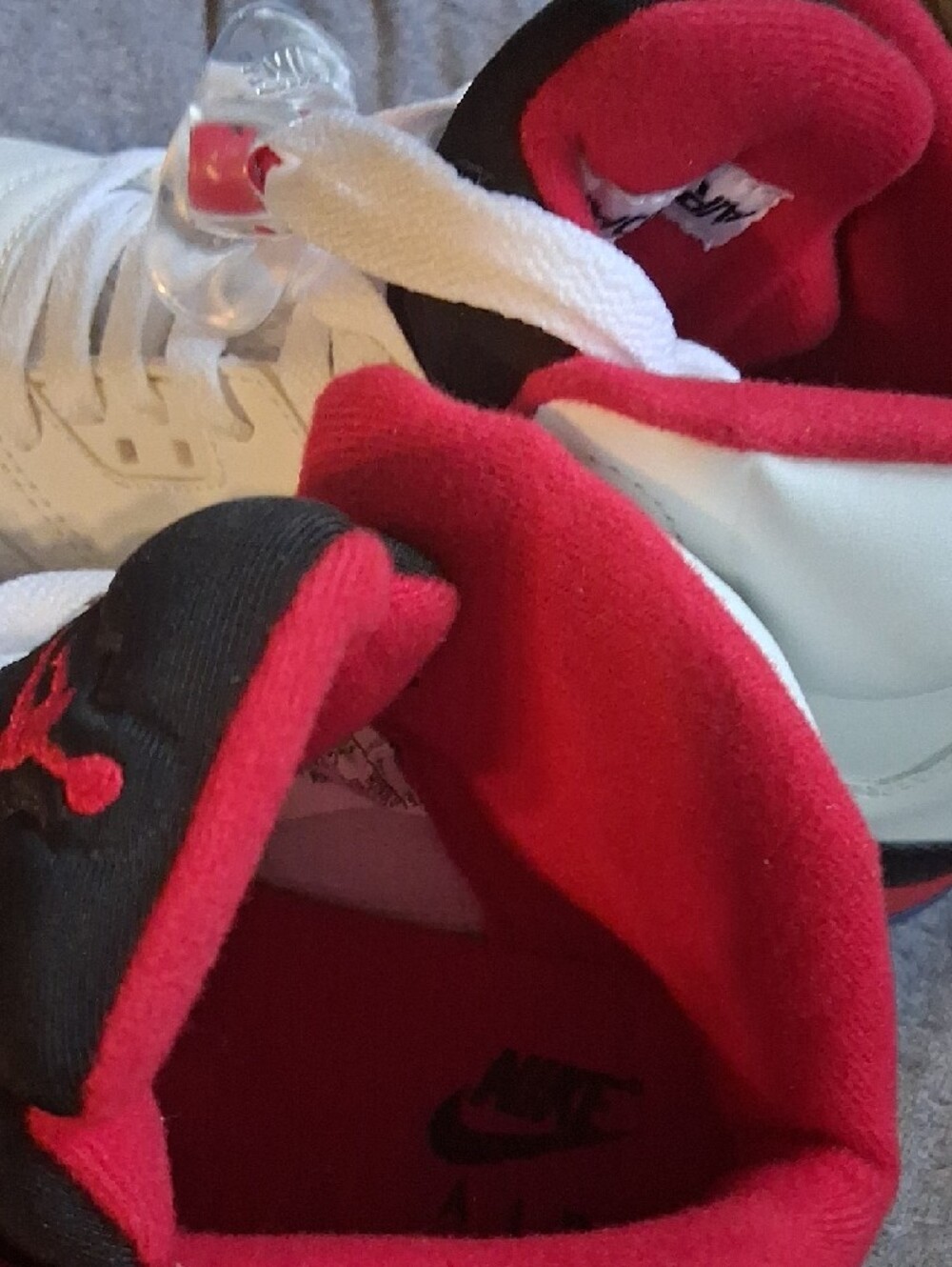 Jordan Kids White and Red Basketball Sneakers - Picture 4 of 4